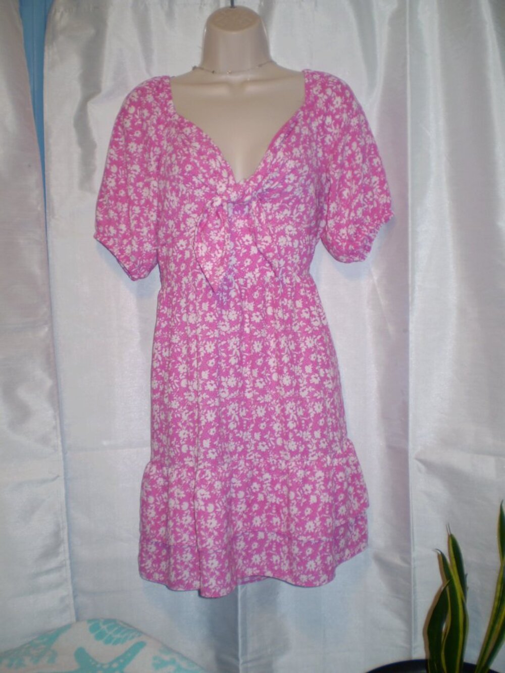 LAUREN CONRAD PINK FLORAL SUMMERDRESS SZ S PUFF SLEEVES